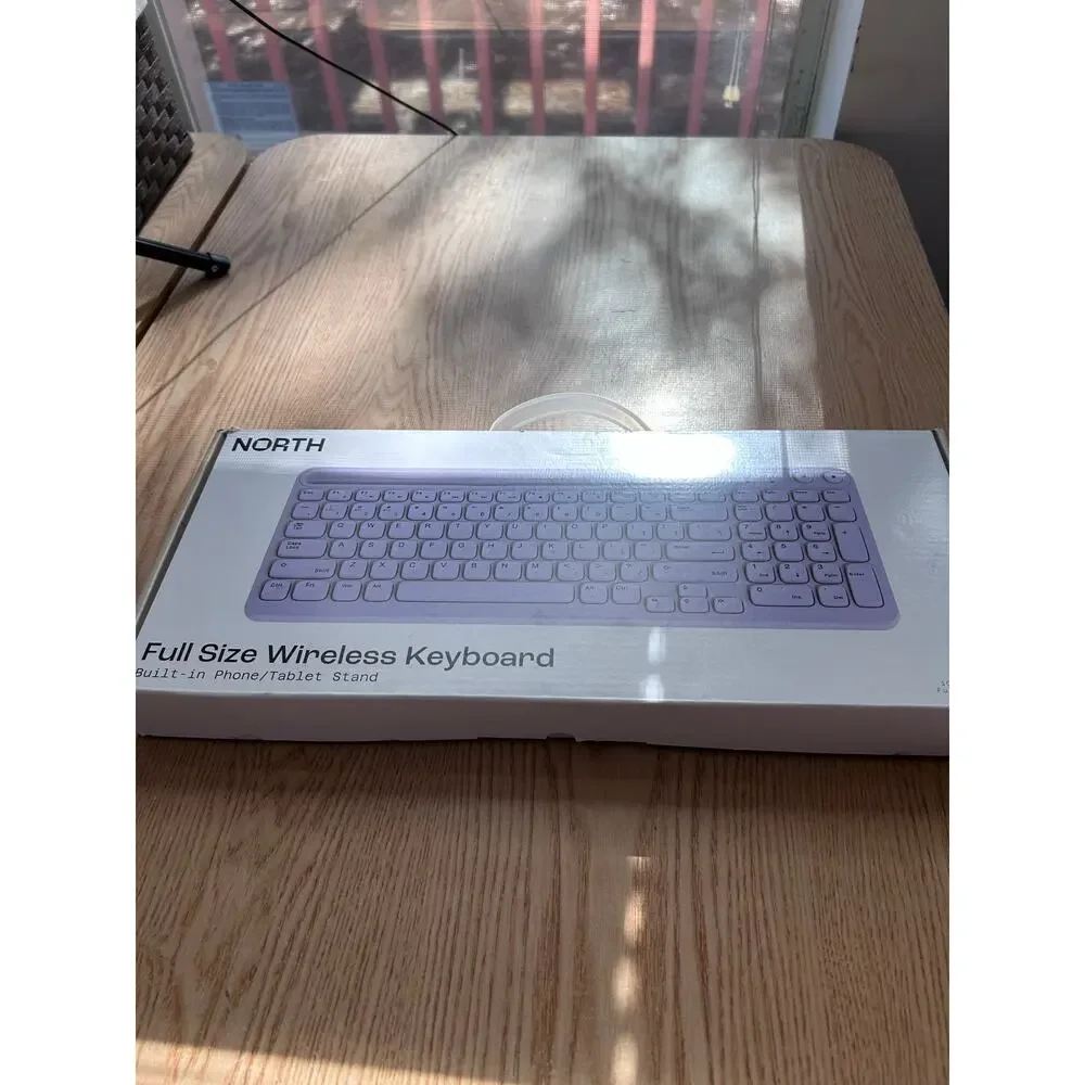 New North Full Size Lavender Wireless Keyboard with Built-in Phone/Tablet Stand